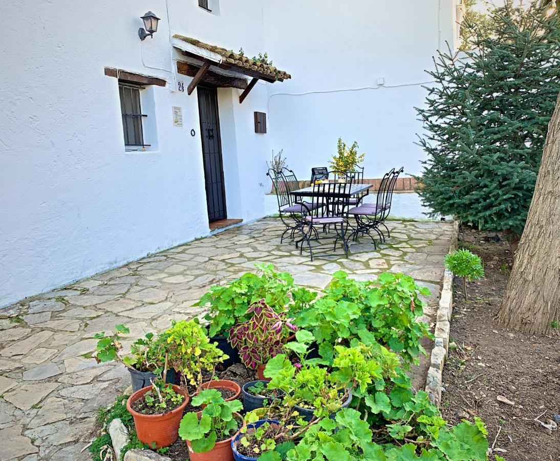 Vivelorural Casa Y Piscina En Zahara De La Sierra Villa Exteriör bild